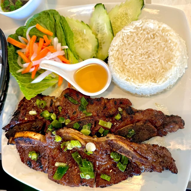 R3. Korean Short Rib Rice Plate.